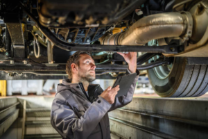 How Crescent Truck Repair Services Help Keep Commercial Fleets Running